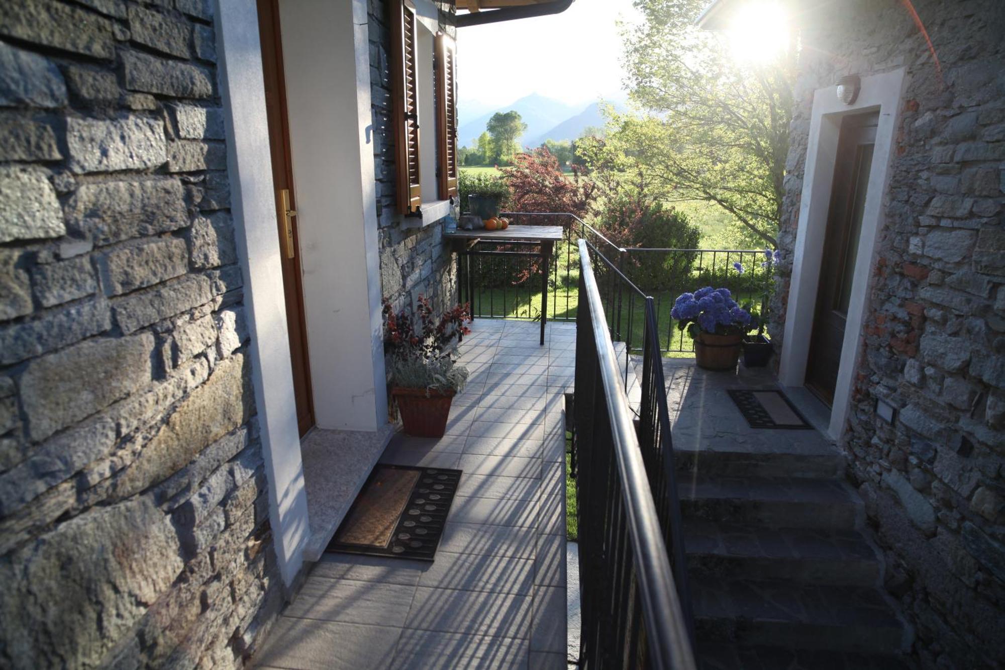 Cascina Borgofrancone Aparthotel Gera Lario Ngoại thất bức ảnh