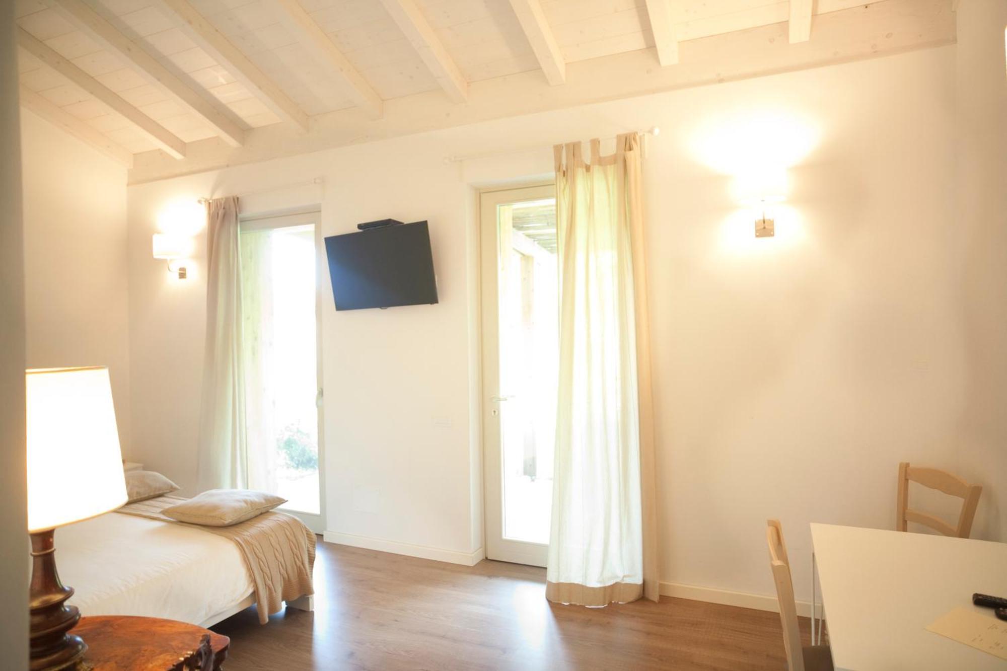 Cascina Borgofrancone Aparthotel Gera Lario Ngoại thất bức ảnh