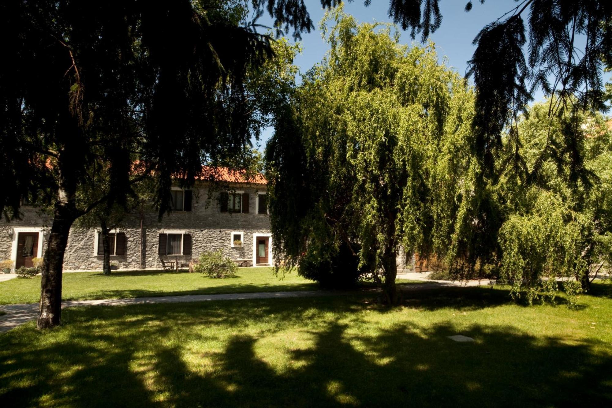 Cascina Borgofrancone Aparthotel Gera Lario Ngoại thất bức ảnh